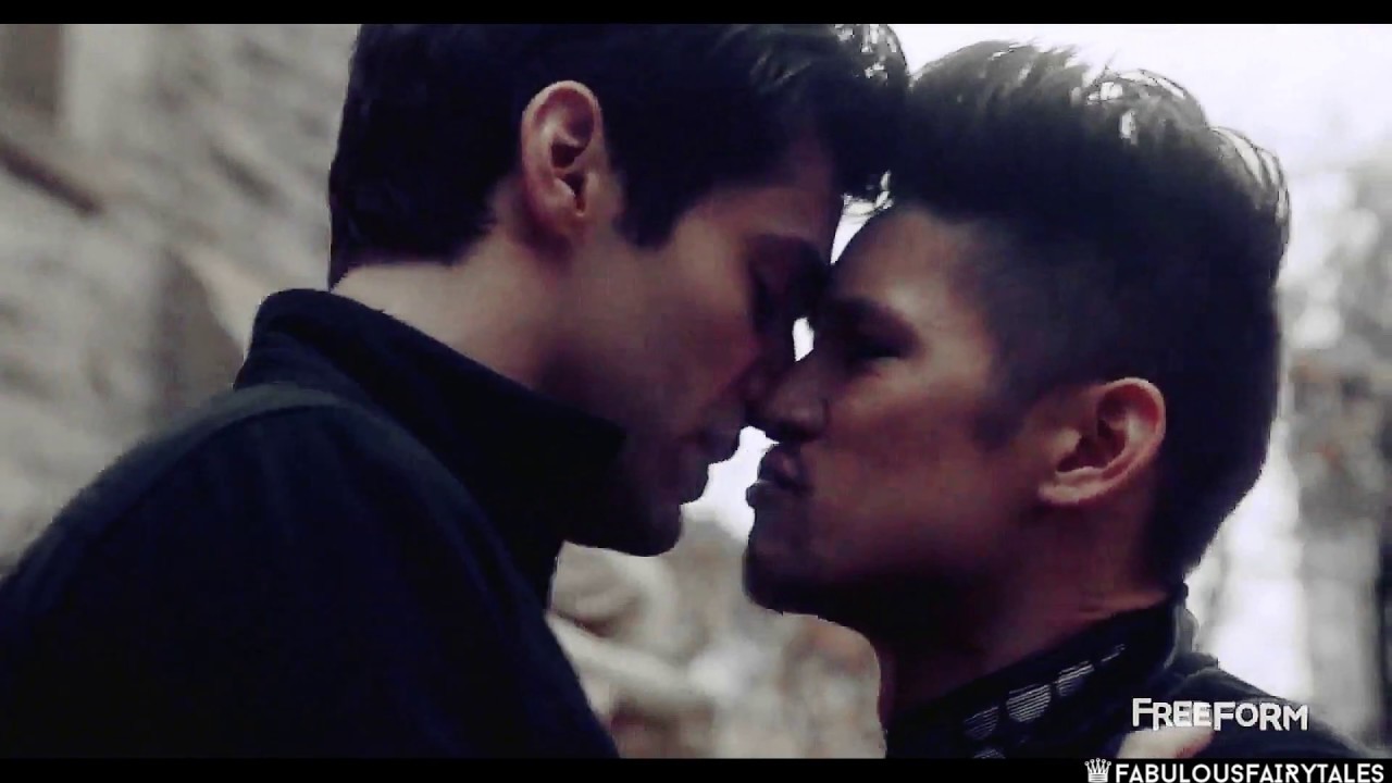 alec + magnus || 'I love you, too.' {2x10}