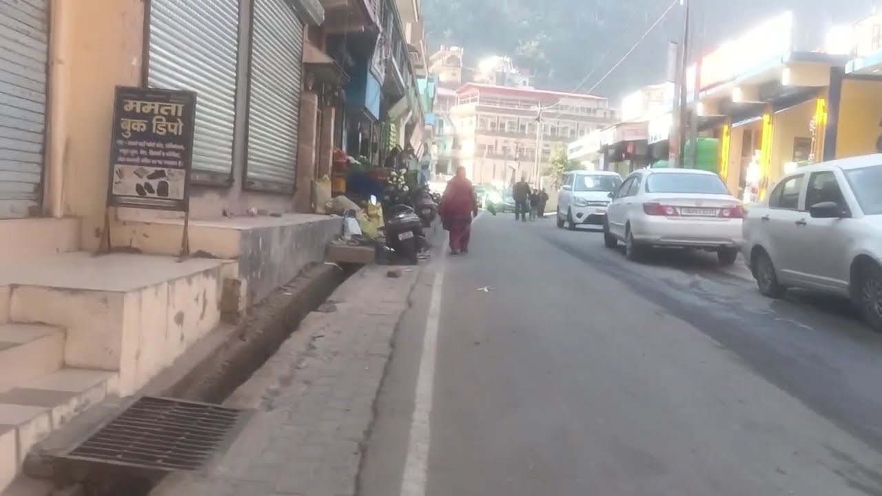 आज हम फिर से गए घनसाली मार्केट
