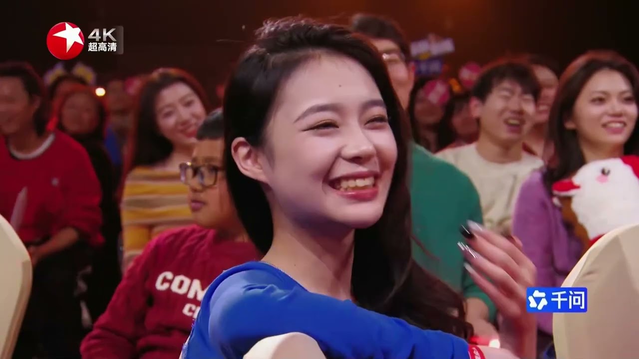 王菊春晚小品太真实！4个AI男友轮番表白，演透当代女性嘴硬心软#2026东方卫视春晚 CLIP