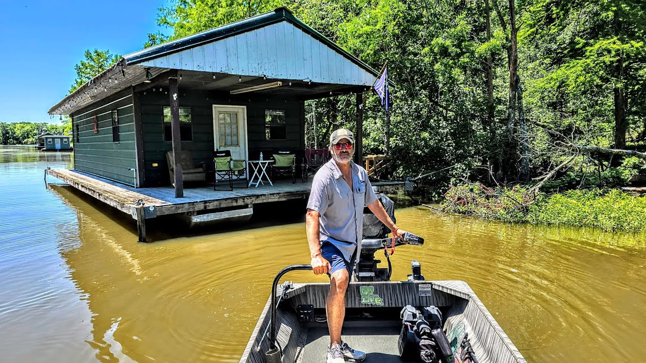 Houseboat Adventures! Louisiana Swamp Wildlife, Bluegills, Catfish, Hoop Nets, and Tara's Daddy!
