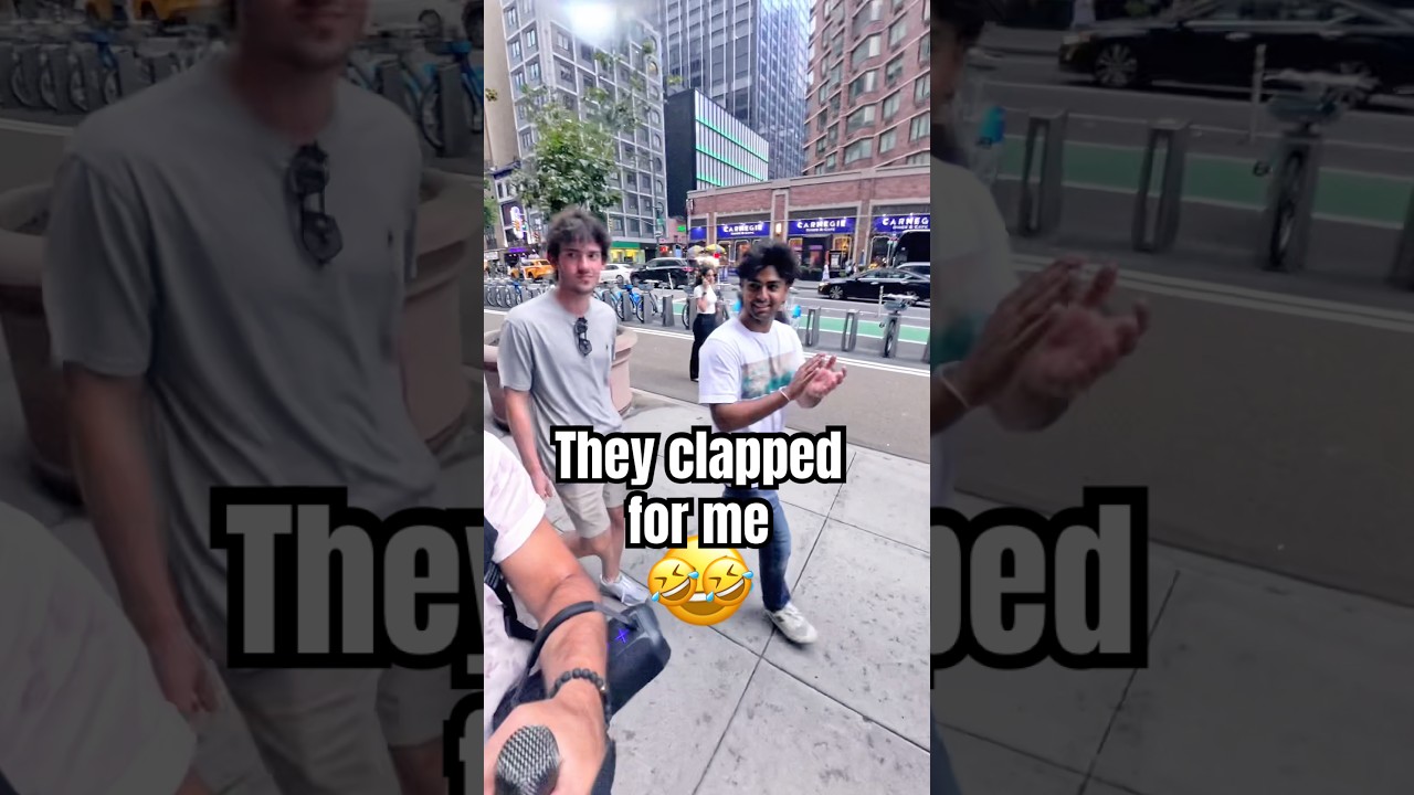 Singing A Bollywood Classic in Public 🤣 #bollywood #india #dualipa #srk
