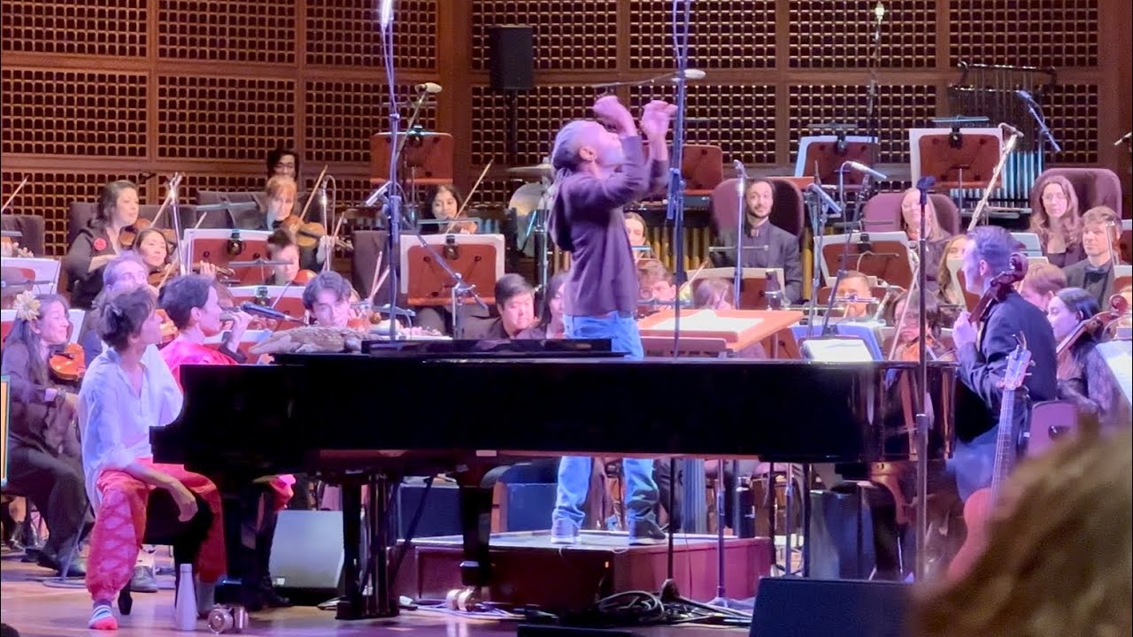 Bobby McFerrin & Suzie Collier conduct Mozart: Symphony No. 29 in A Major, K. 201 in SF 20251027