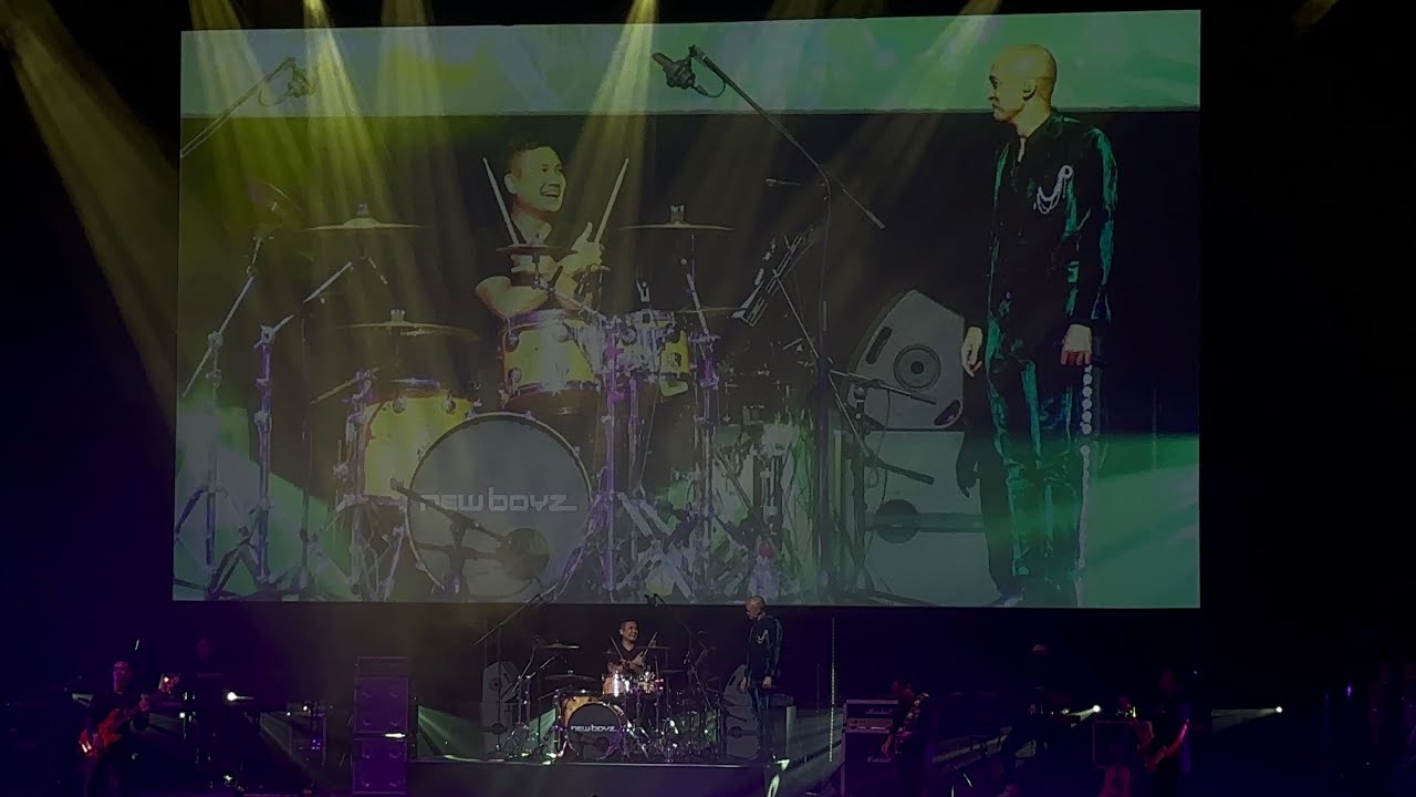 New Boyz - Sejarah Mungkin Berulang Live in Singapore 2023