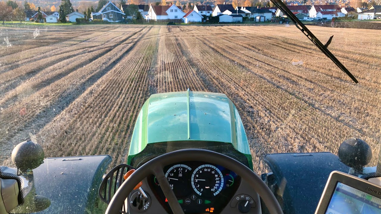 Cab View John Deere 6210r - Slurry