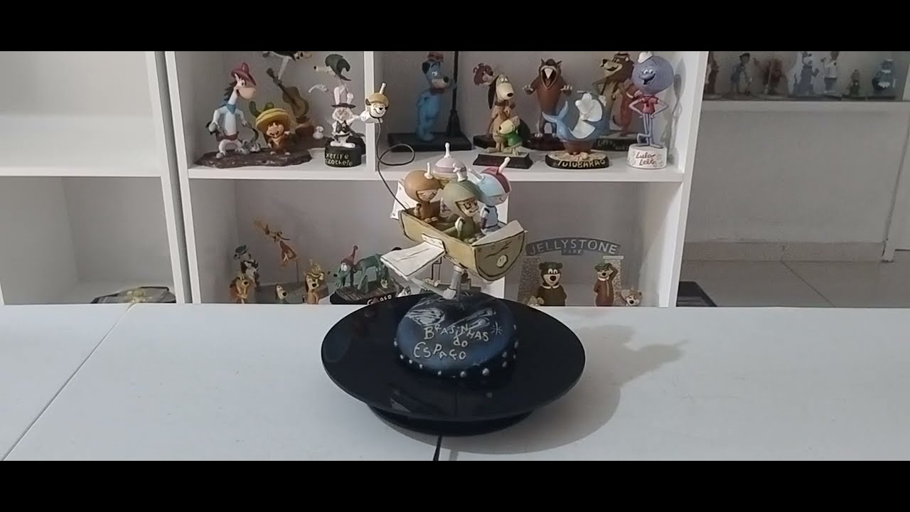 REVIEW Estátua Brasinhas do Espaço by toni_toys_collections em resina modelagem tradicional.
