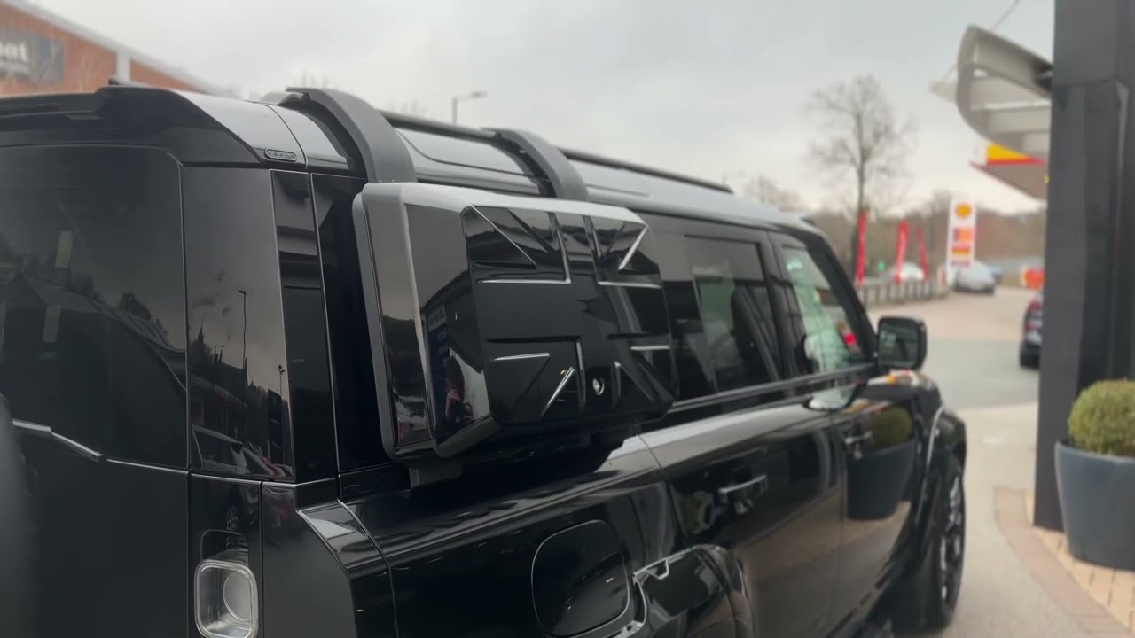 2024 Land Rover Defender 110 X-Dynamic HSE | GC Motors