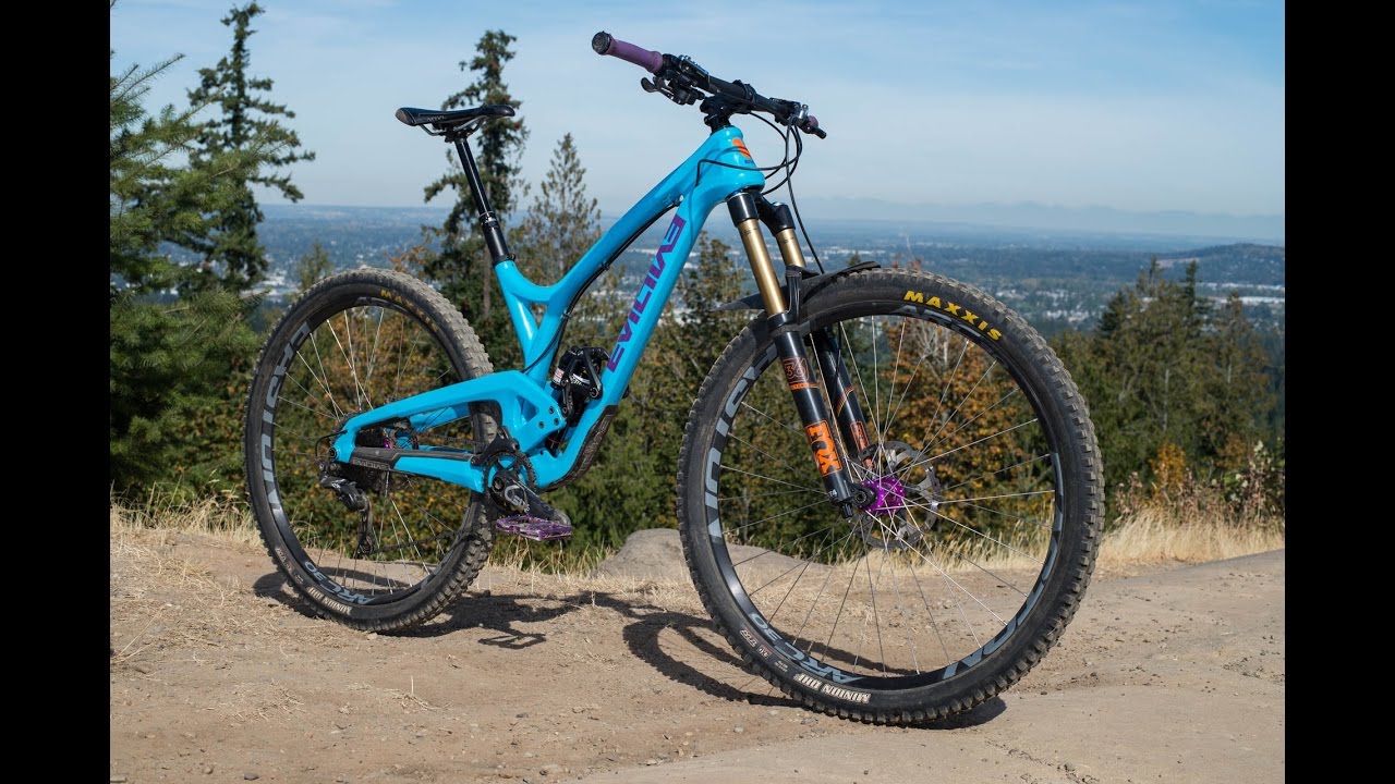 Evil Bikes - The Wreckoning and the Insurgent Review at Fanatikbike.com