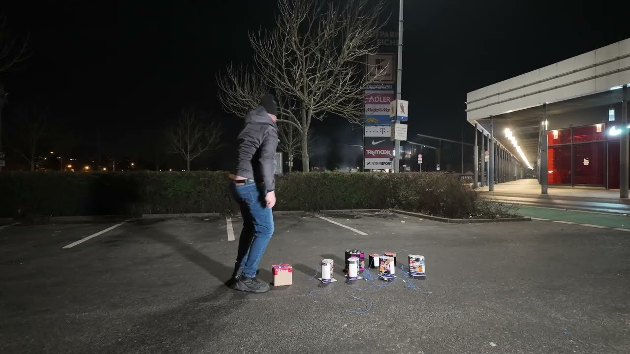 Silvester Feuerwerk 2025 am Kaufpark Eiche gezündet