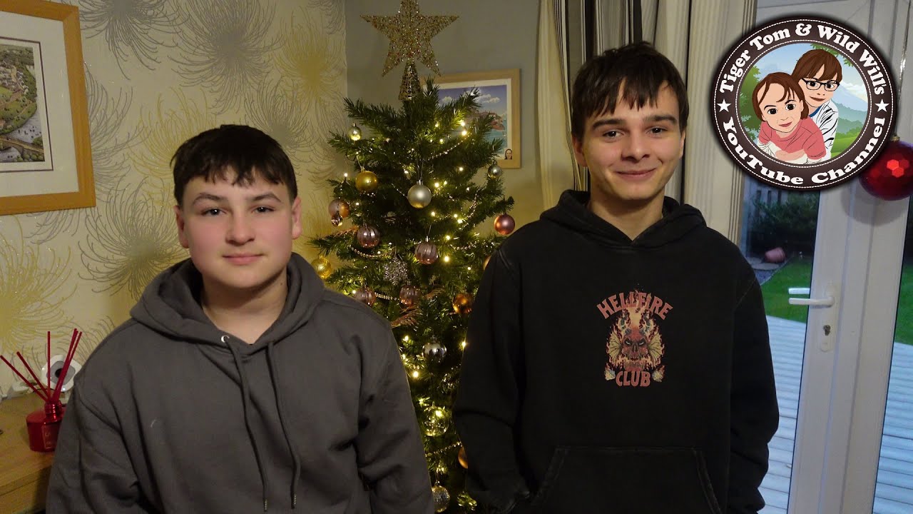 CHRISTMAS DAY 2025 | Opening Presents and Christmas Dinner