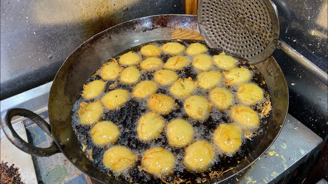 Nashik’s Most Famous Vada Pav | Shri Krishna Vada pav |