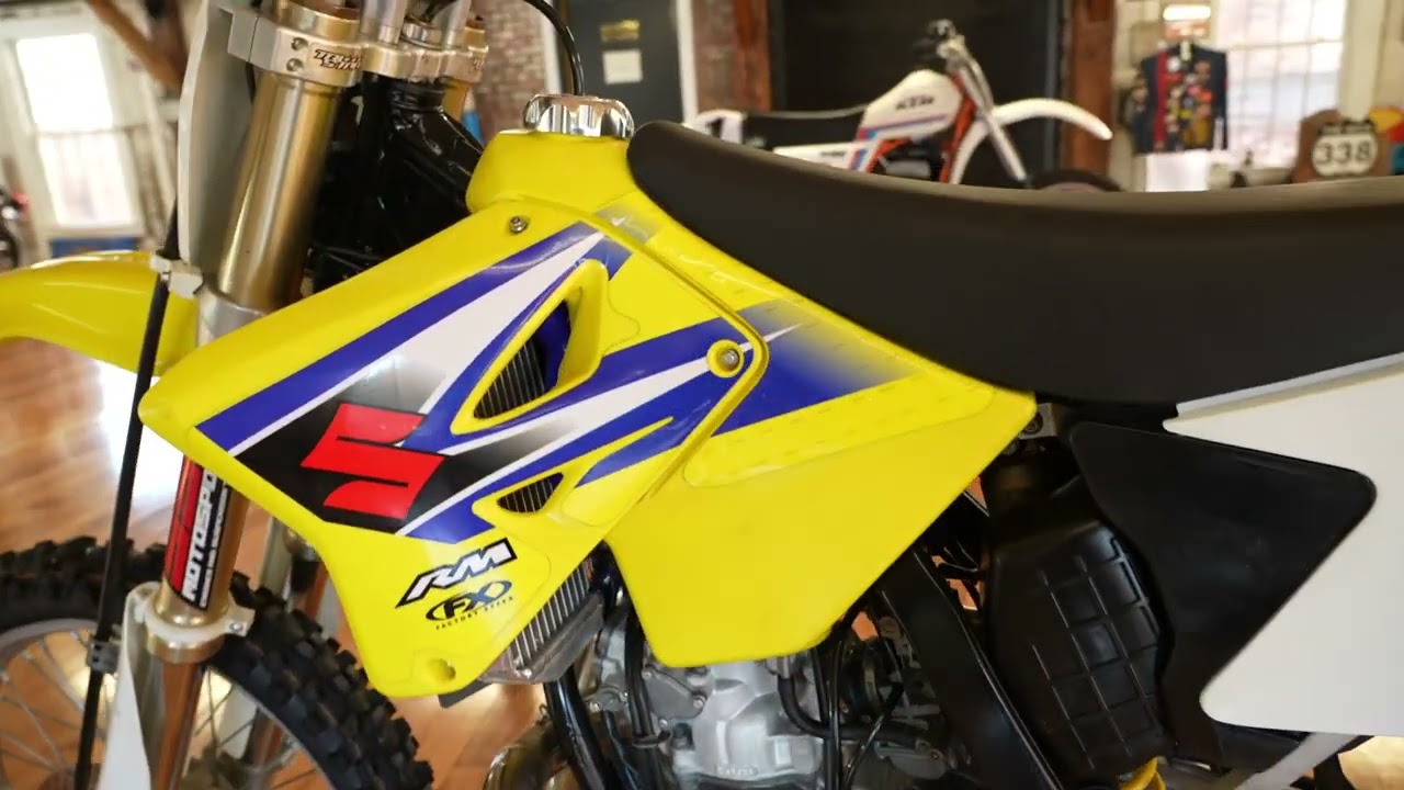 MINT 2006 SUZUKI RM250 2 STROKE
