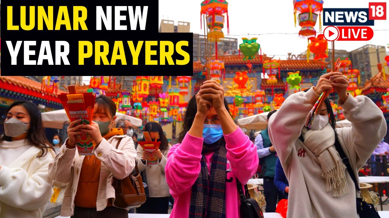 People Visit Wong Tai Sin Temple At Midnight To Light Incense To Mark The Hong Kong New Year |News18