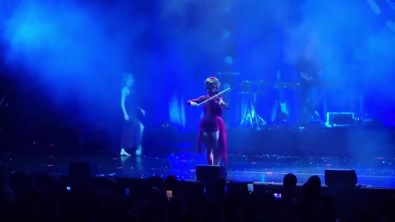 Lindsey Stirling - Magic ft. David Archuleta - London  Eventim Apollo - 18/12/23