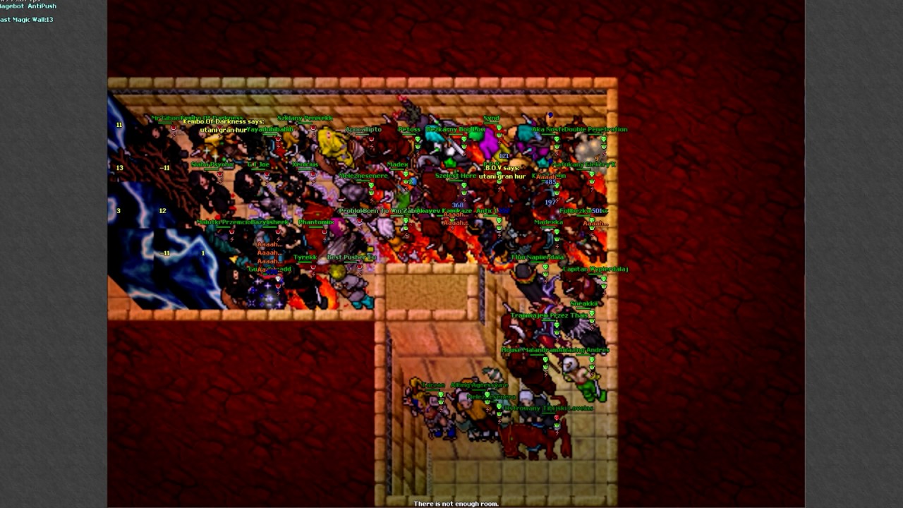 HEXERA.NET Spectator view: Ankrahmun Peninsula Tomb - close battle