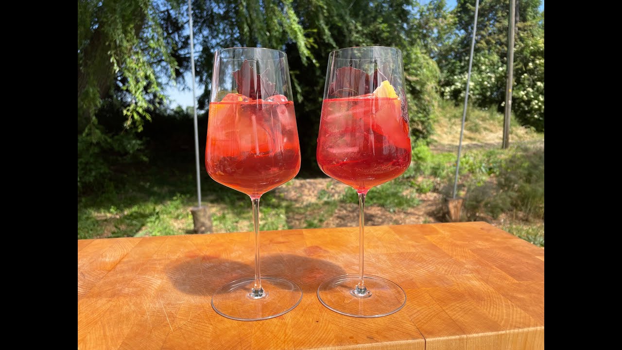 KINARA’s Shiso-Spritz