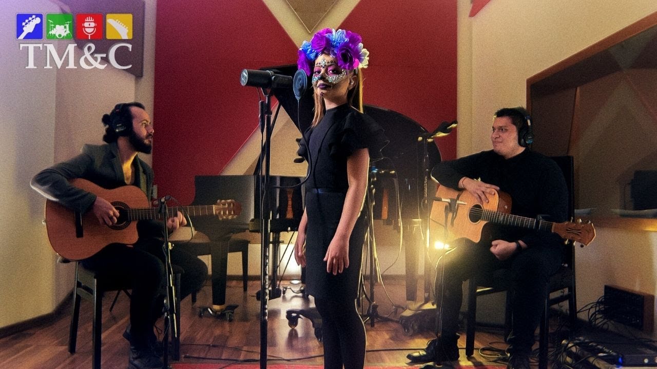 La Llorona - Cover by Ana Paula Serrano Taller de Música y Canto Live Session