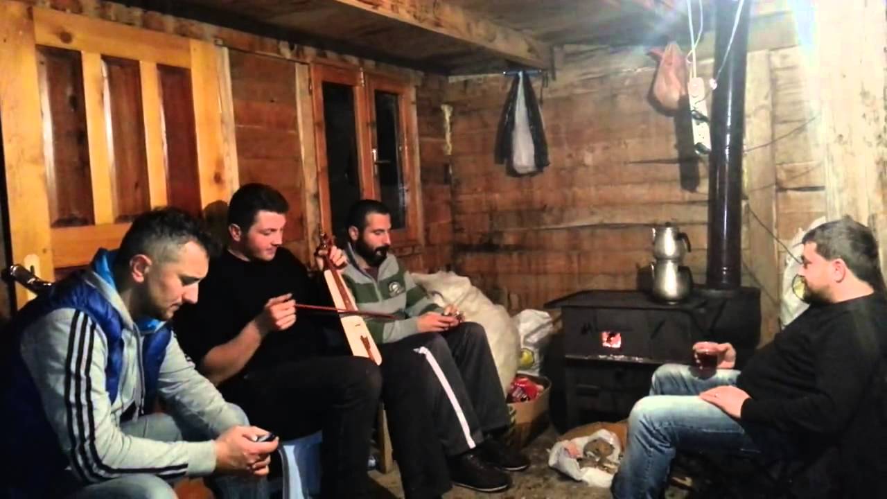 Furťonaşi Berepe Müzik Korosu - Divane