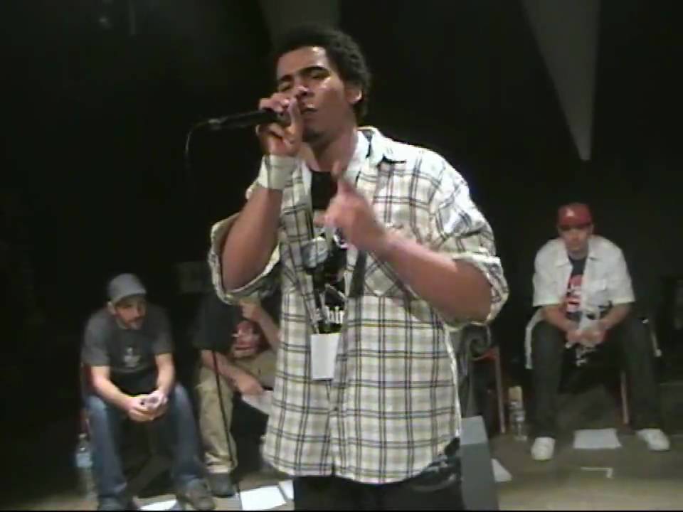 Alem vs Beasty 1/8 final at french beatbox championship 2009