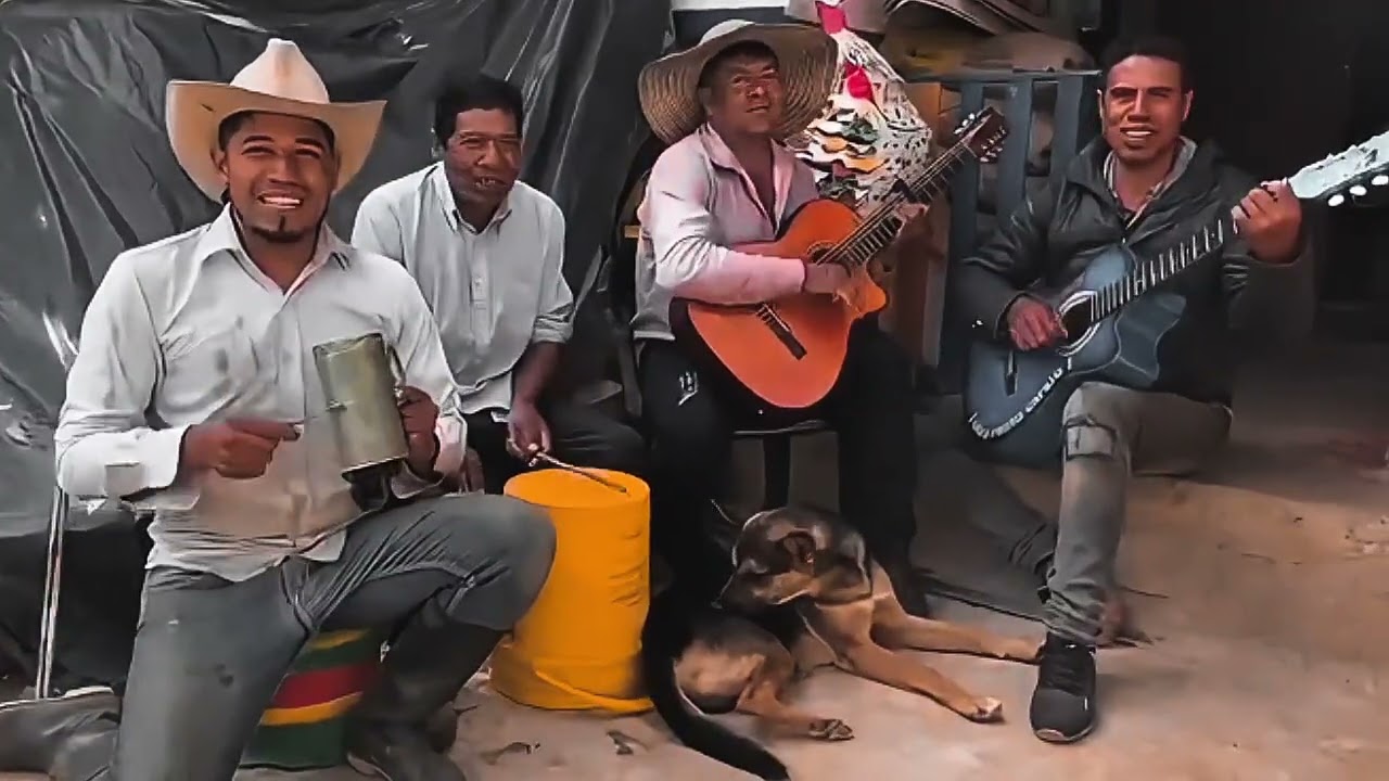 PARA TODAS LAS ROSAS MARIAS - DESDE EL PUEBLITO TE CANTO