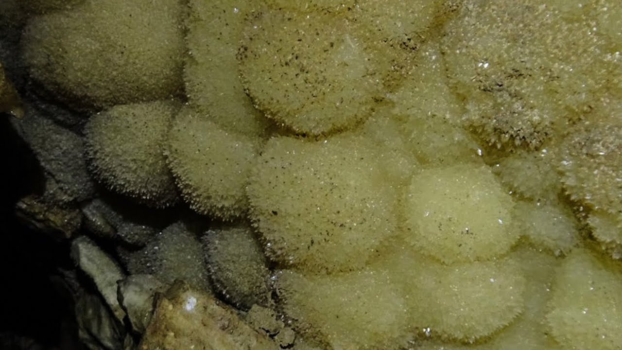 Discesa a Grotta a Male