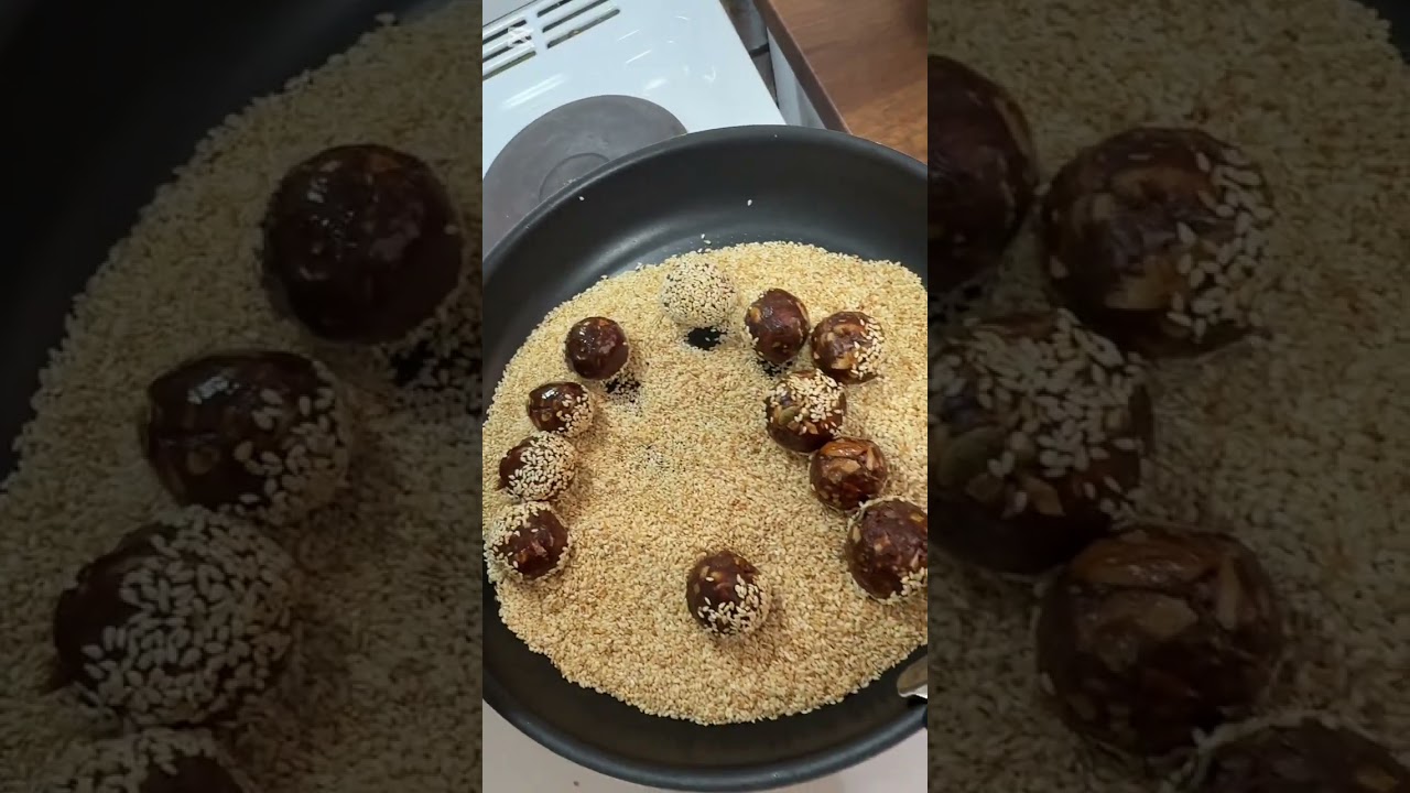 29th Ramadan – Tarawih & Khatam-ul-Quran, local mosque. #dates sweet# coconut ladouu#blessed 