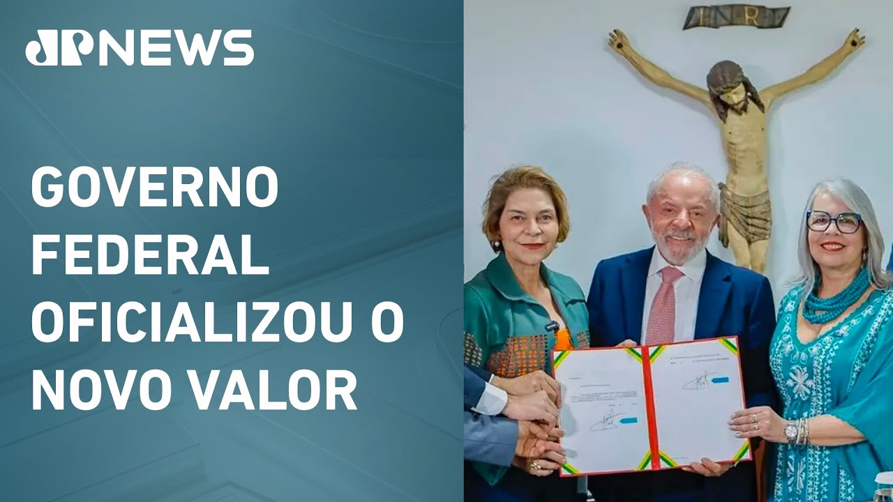Lula assina MP que prevê um reajuste de 5,4% no piso dos professores