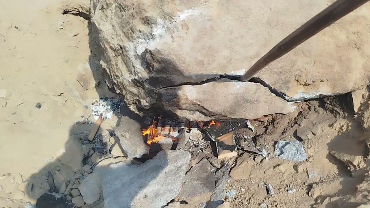 La roca se rinde, ante el fuego 
