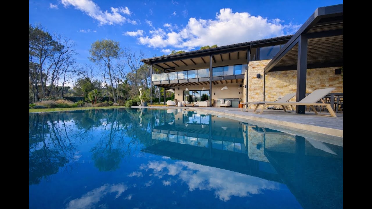 PROPRIETE DE LUXE MOUGINS COTE D'AZUR NICOLE PEYROT