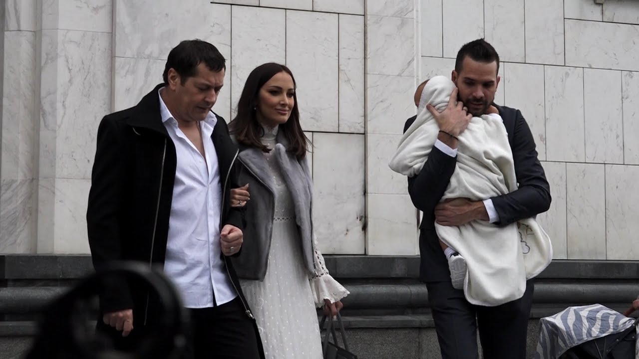 Aleksandra Prijovic i Filip krstili sina - EKSKLUZIVNO - bez komentara