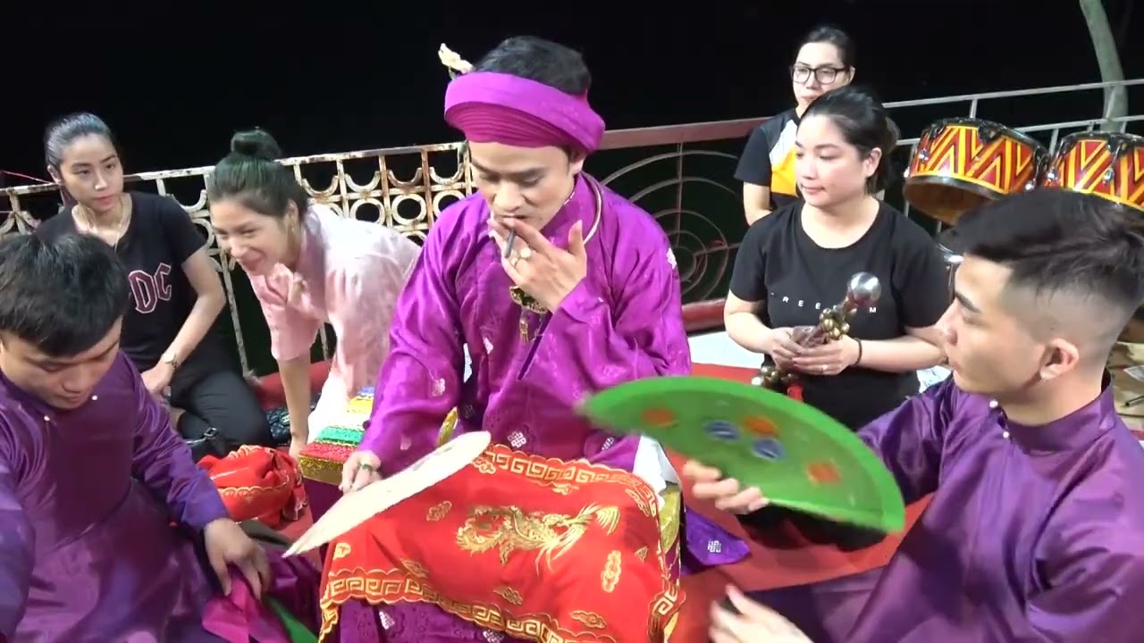 Nghe để quên đi đau khổ cuộc đời; Hát văn ÔNG BẢY   Thanh Long, Hoài Thanh 