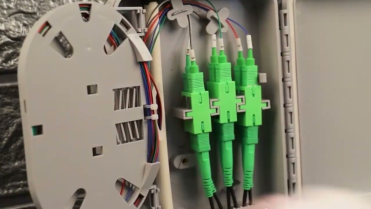 Telecom fiber optic 4 6 core splice distribution terminal box IP65 optical termination ODN FTTH box