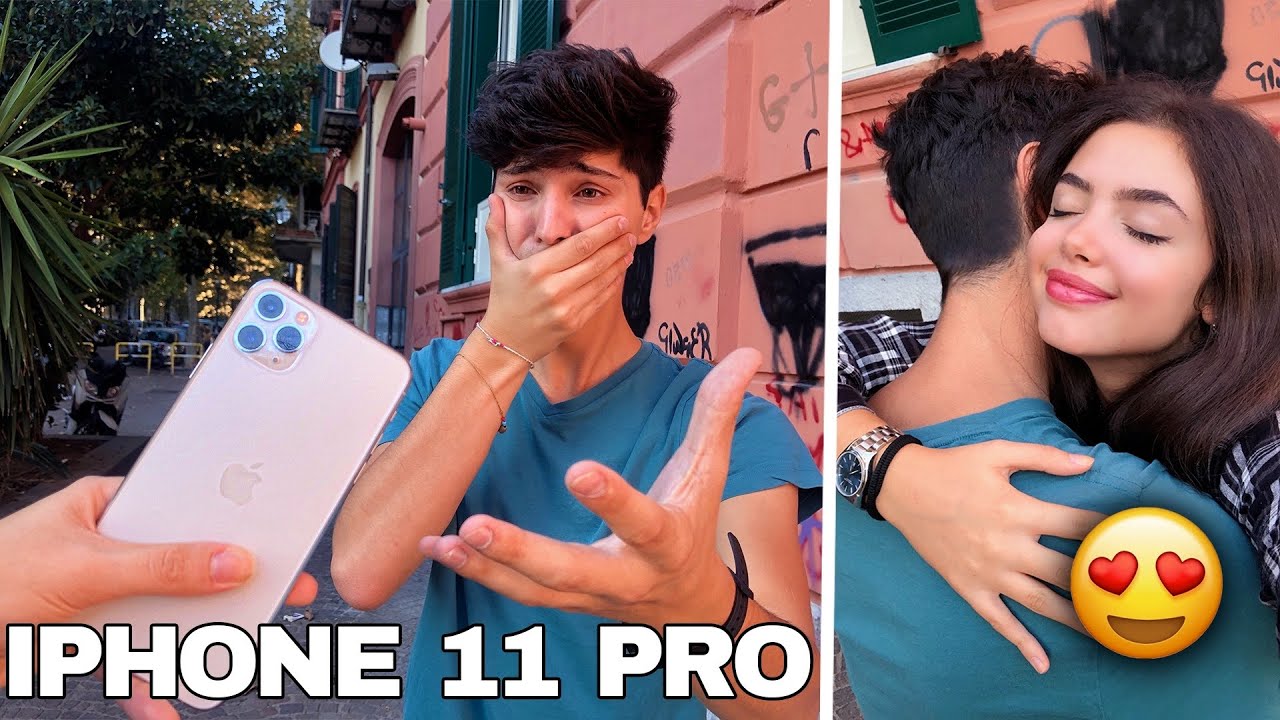 REGALO A VALERIO L’IPHONE 11 PRO MAX! 😍 *commovente*