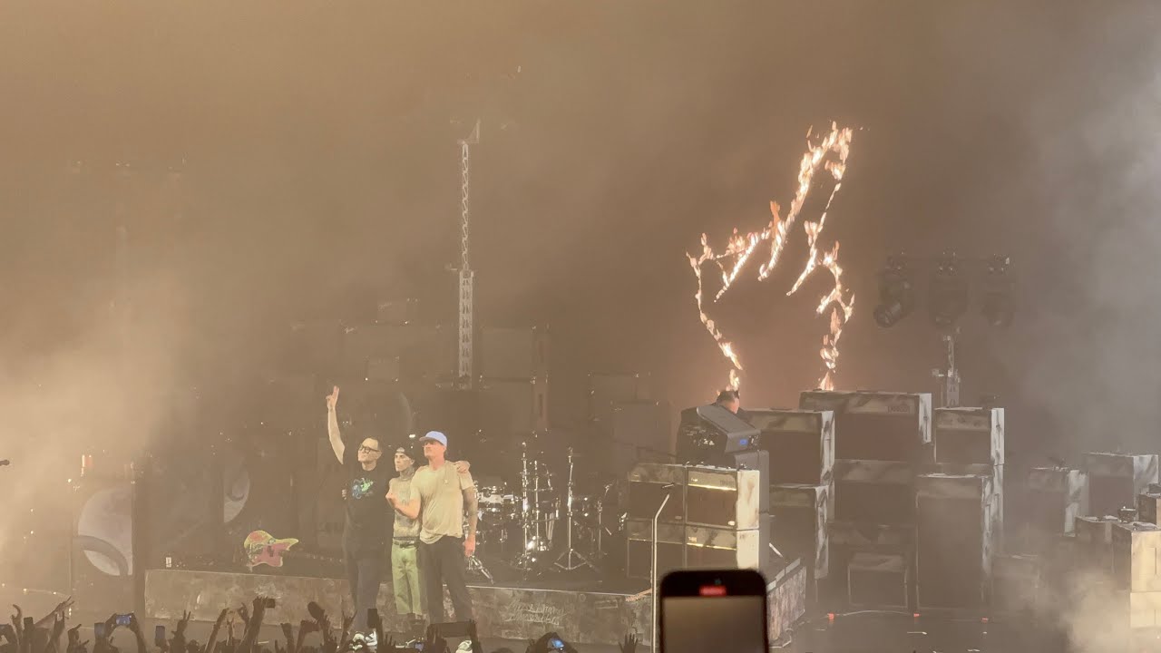Blink 182 Live - Hard Rock Hollywood, FL 8/28/2025 (Full setlist) Missionary Impossible 2025 Tour