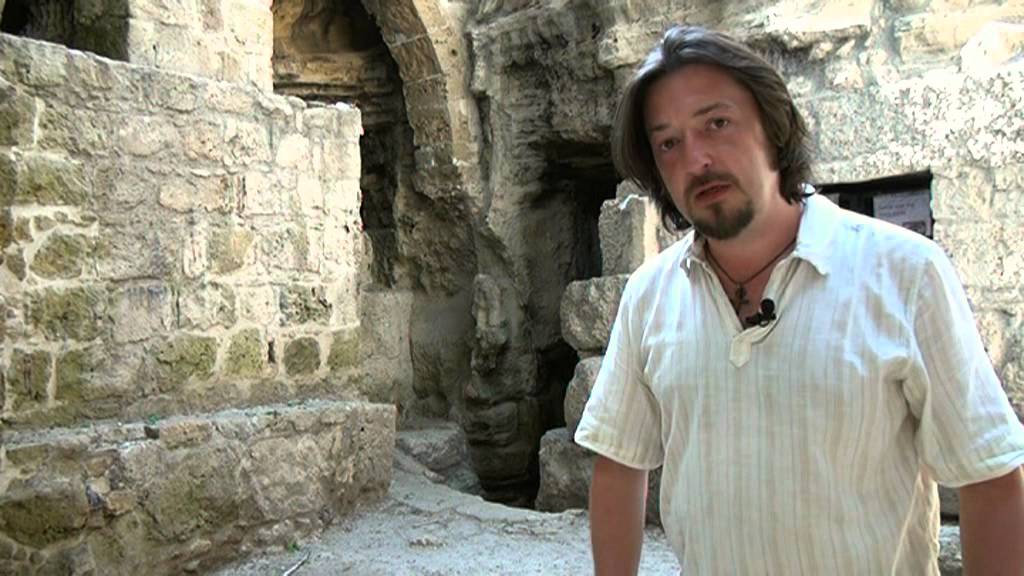 The Tombs of the Kings and early Christians - Paphos, Cyprus [short film]