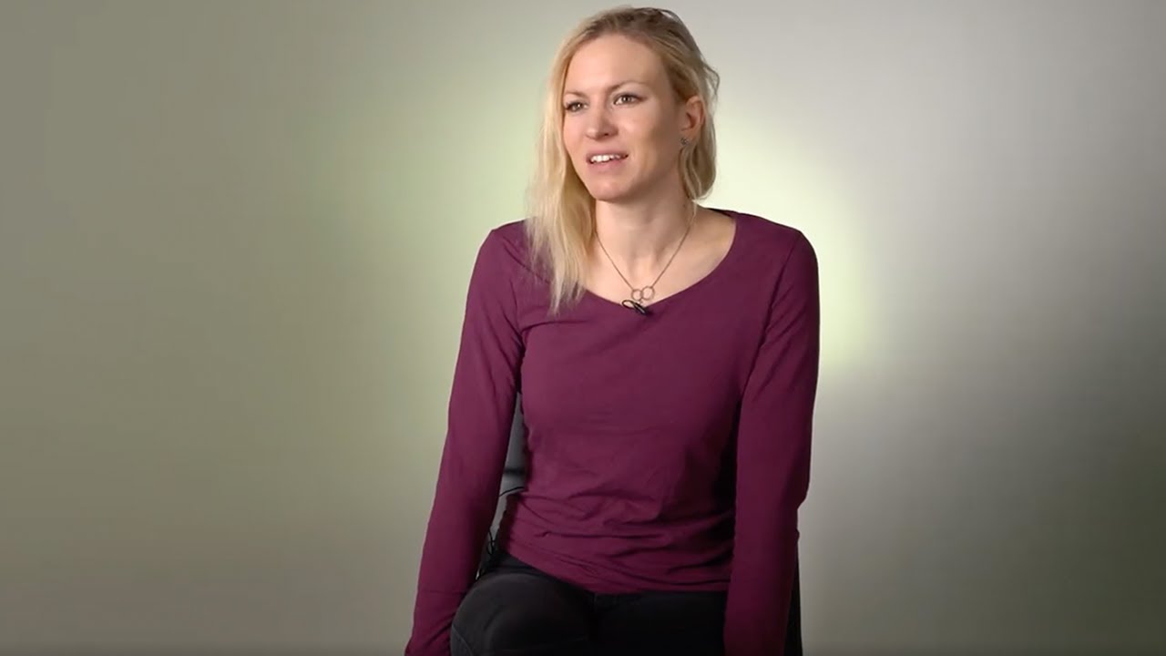 Elite athlete/triathlete Olivia back to competing after cartilage surgery