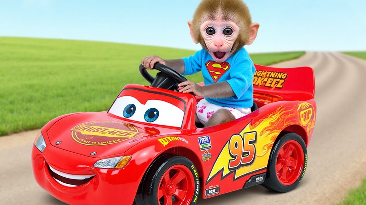 Monkey Baby Bon Bon with the little duckling ran into trouble after forgetting the card at the ATM