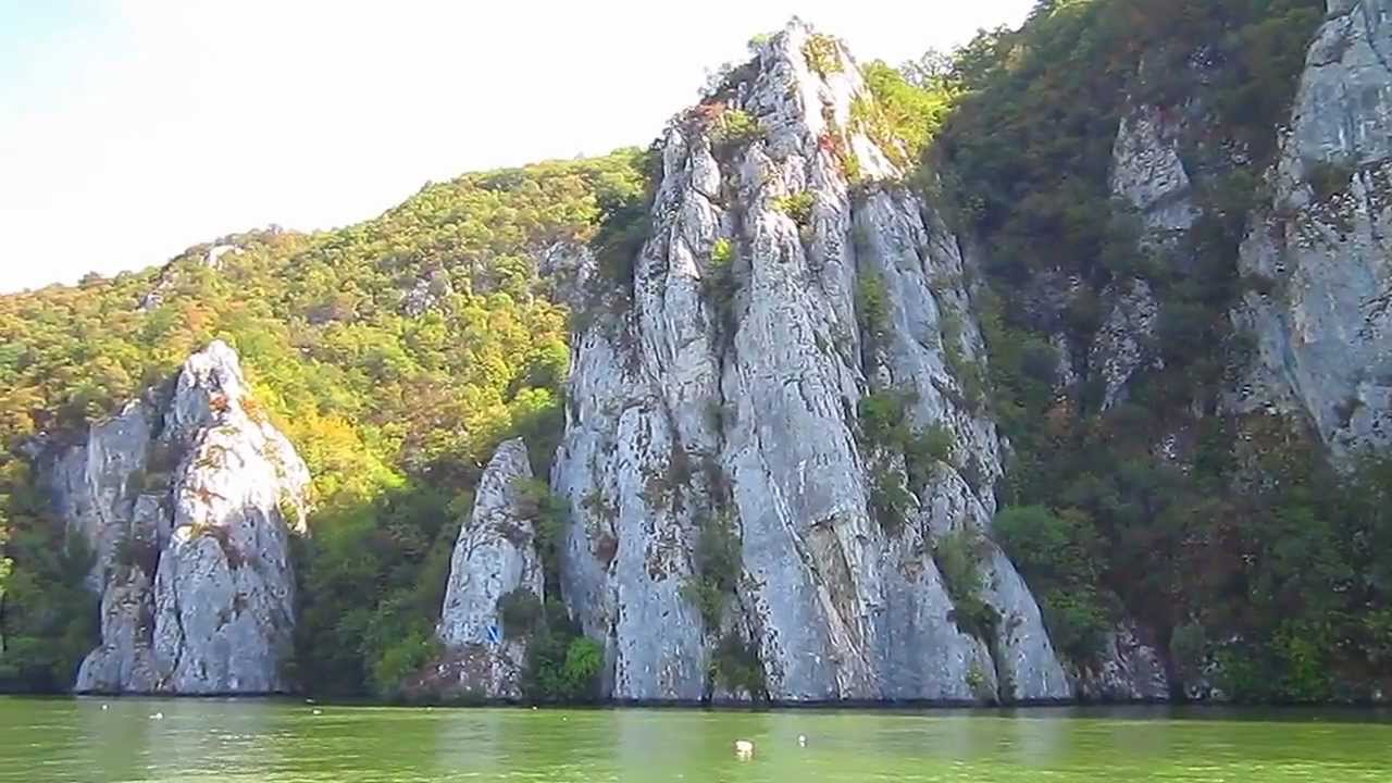 Cu vaporul intre Orsova si Mraconia