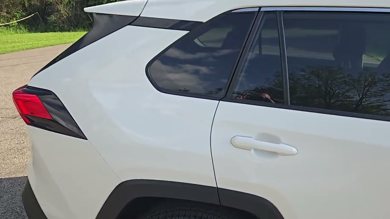 2024 Toyota RAV4 XLE hybrid review after 1 year of ownership.