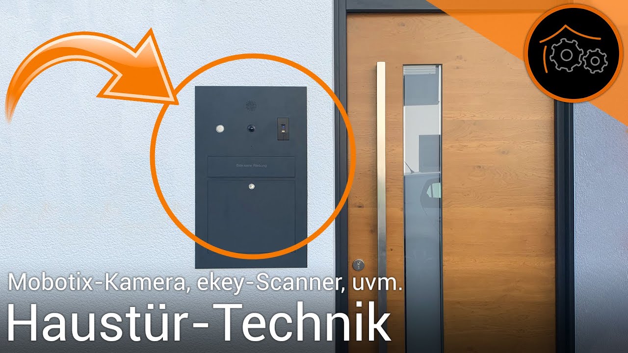 Türstation mit Mobotix-Kamera, ekey-Scanner und Klingeltaster