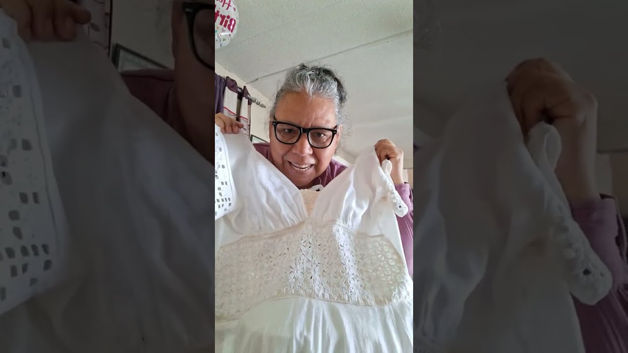 Manualidades Con Consuelo is live!