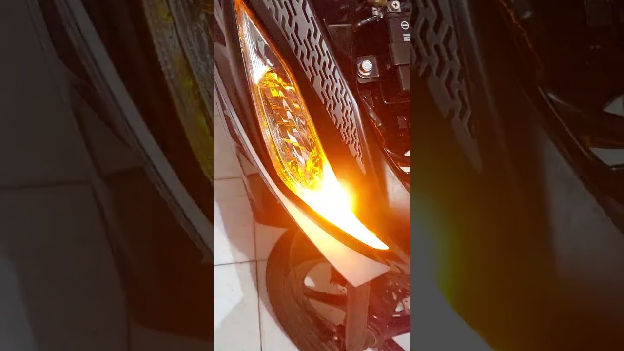 suzuki address posisi lampu sen pindah ke posisi lampu senjah. dan sebaliknya. ga perlu potong kabel