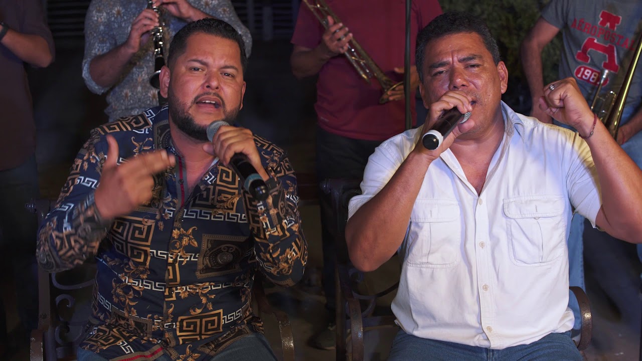 SE ESTA MURIENDO UN CORAZON - ACUSTICO Toño Lizarraga ft Los Ex De La banda