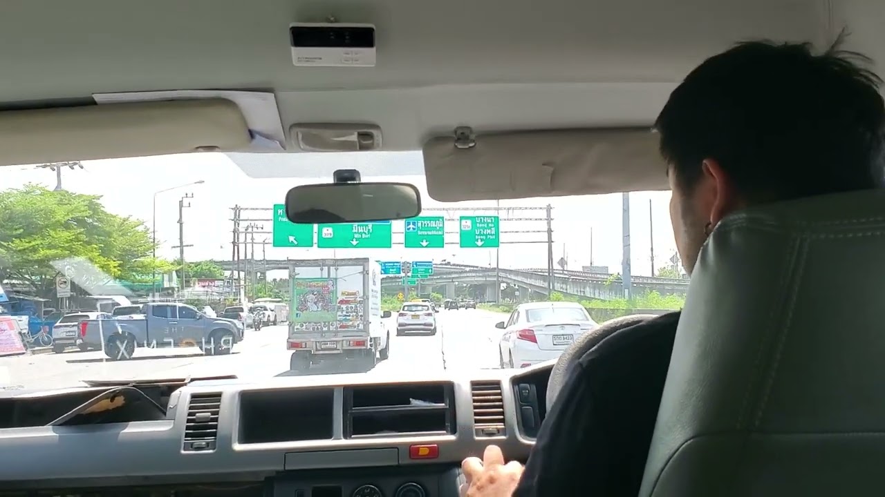 Going to Bangkok Airport to Catch Bus to Hua Hin 