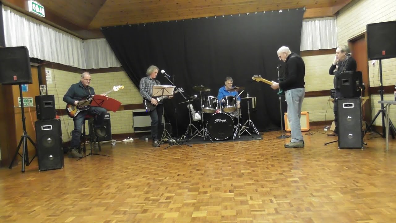 Jigsaw Puzzle Blues rehearsal