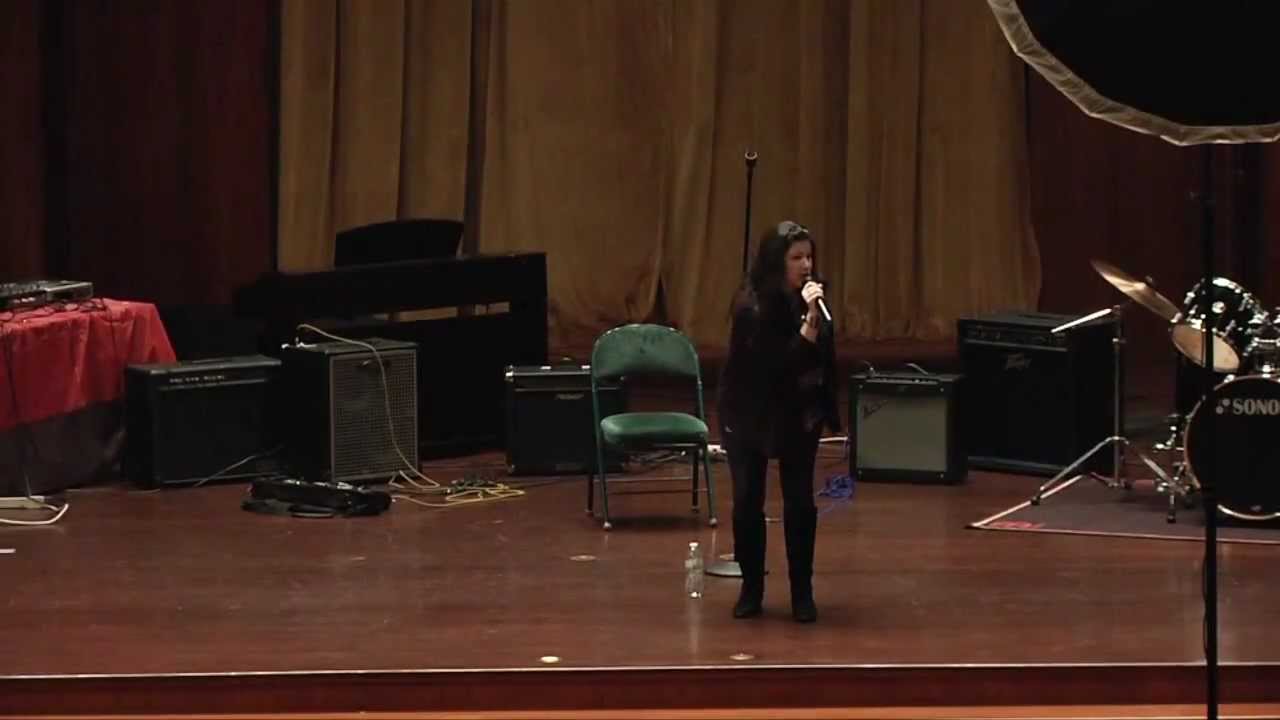 Albright Idol - Laura Warren