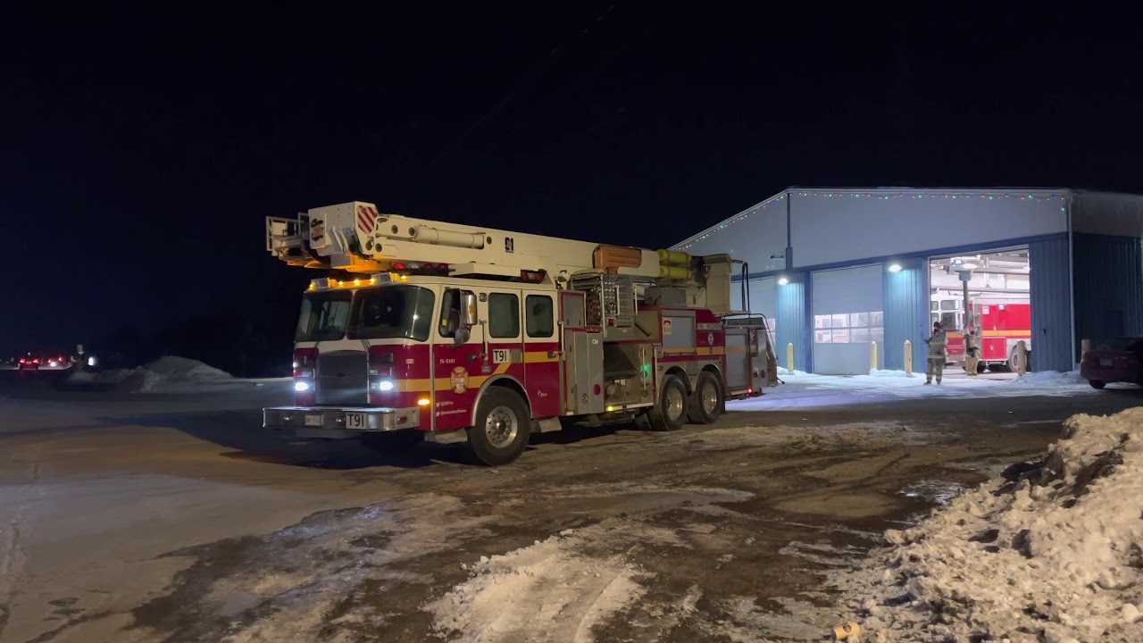 *RARE* Ottawa Fire Services Tower 91 Returning to Station