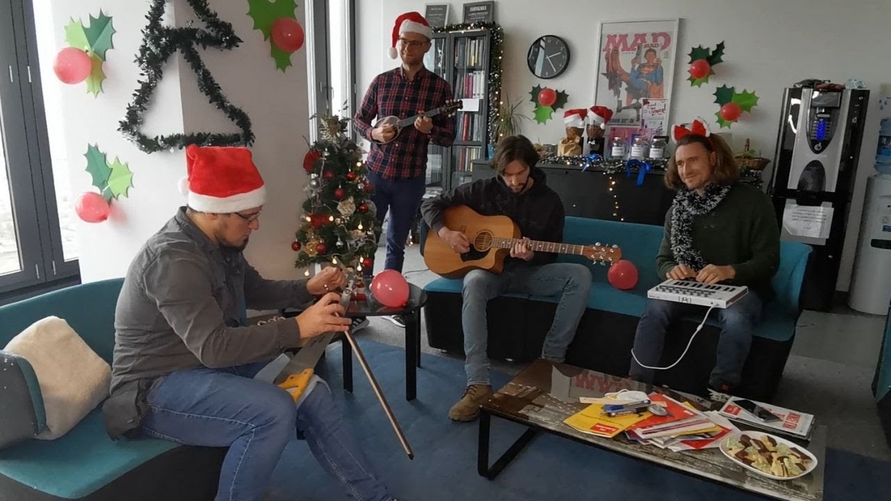 Happy Holidays from Visage Technologies! | Company Christmas video 2021