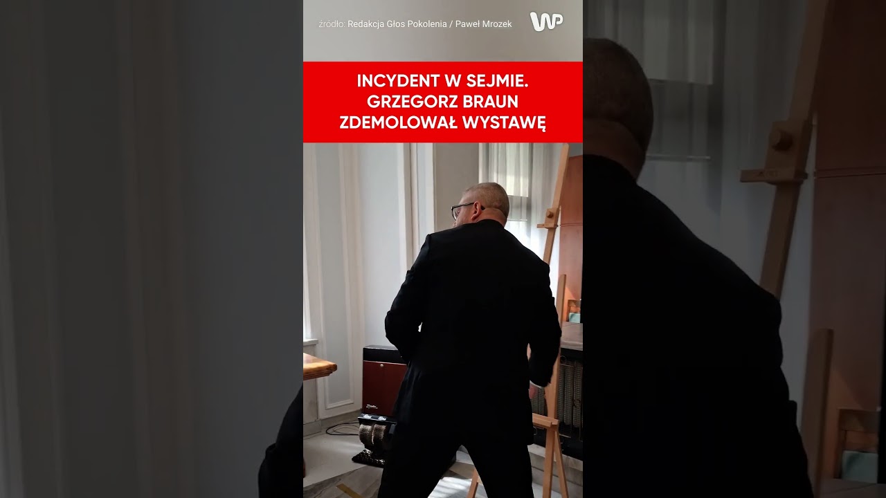Incydent w Sejmie. Grzegorz Braun zdemolował wystawę
