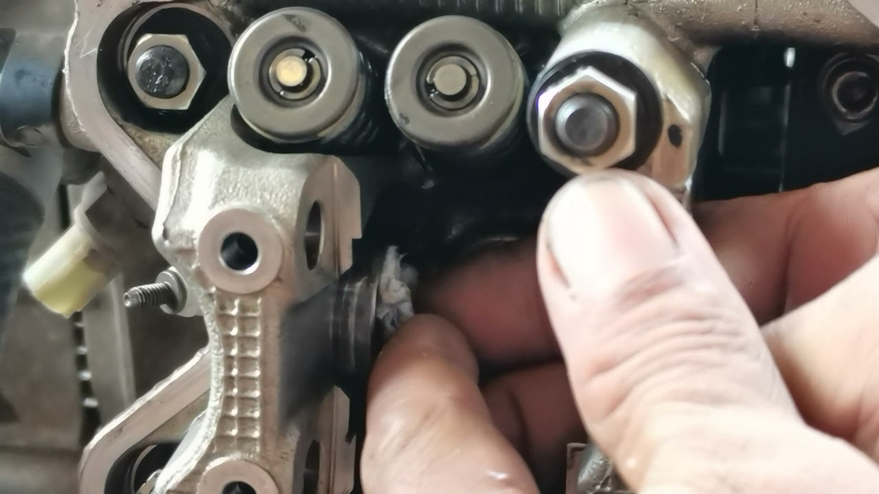 Easiest way to remove camshaft bearing for NMAX 155