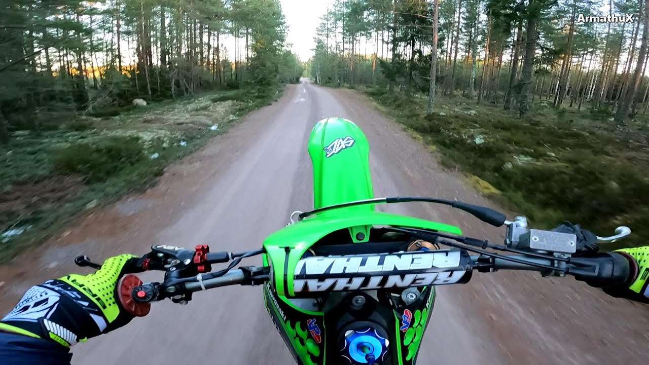 Kawasaki KX250F 4-Stroke - Power Wheelie Adventure III (GoPro)